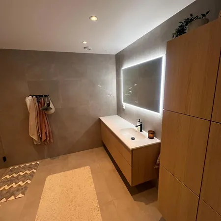3 Soverom-bedrooms - 6 Sengeplasser - Kort Vei Til Ski-vm 27feb-10mar * Trondheim