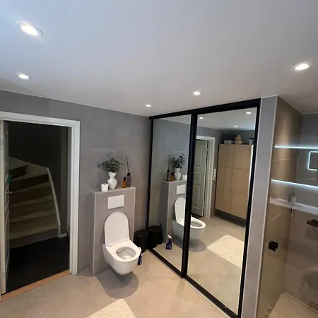 Apartment 3 Soverom-bedrooms - 6 Sengeplasser - Kort Vei Til Ski-vm 27feb-10mar